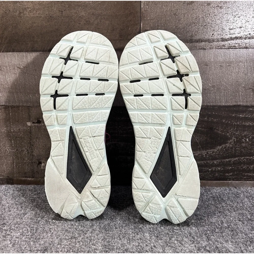 Hoka One One **this item
